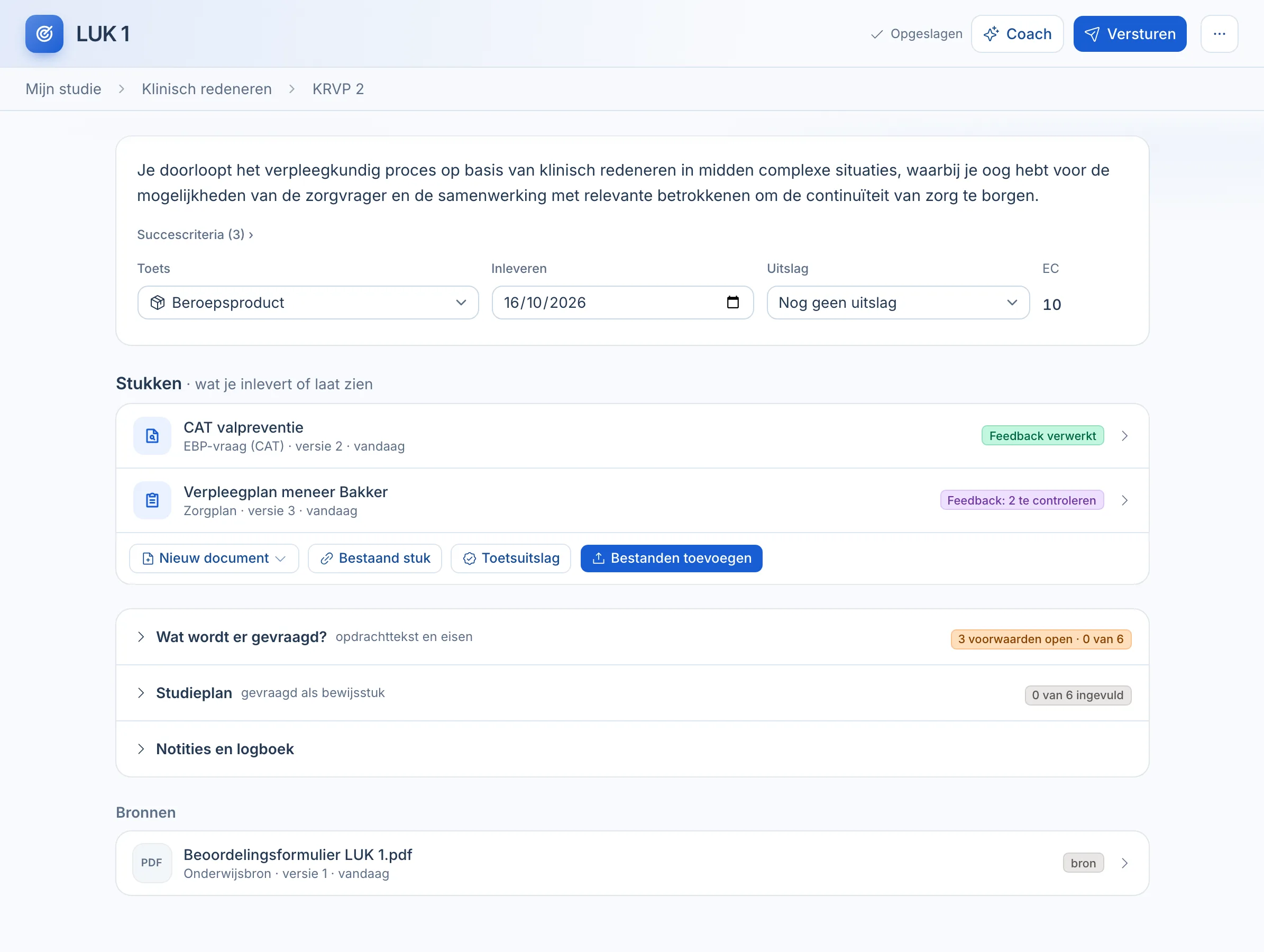 De pagina van LUK 1 van KRVP 2: de tekst van de leeruitkomst met toets, inleverdatum, uitslag en EC, de stukken verpleegplan en CAT met hun feedbackstand, en ingeklapt de eisen, het studieplan en het logboek.